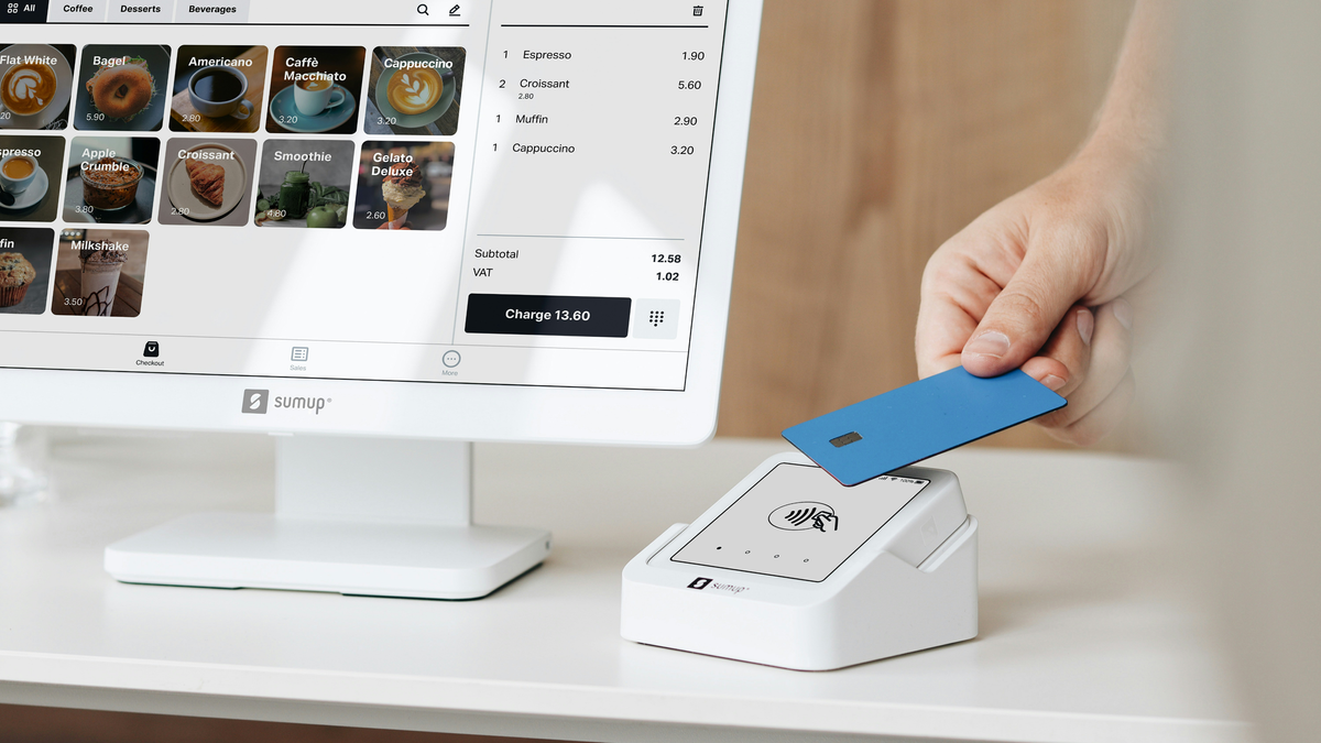 Contactless Payments Become the Norm for Cafés Post feature image